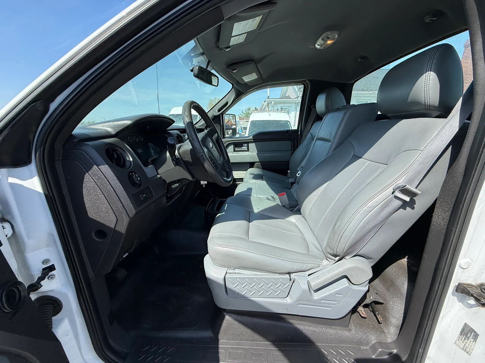 2014 Ford F150 Regular Cab Xl thumbnail 4